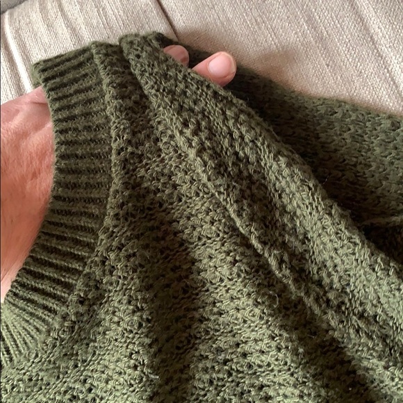 Sweater - Picture 2 of 4